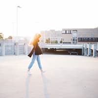 Valerie R Vasquez